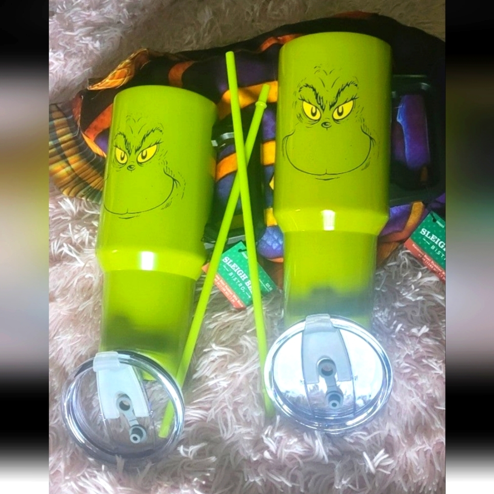 Set of 2 Grinch Stainless steel tumbler with straw